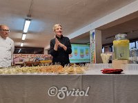 2003-4 maggio  Serata Benessere  Maddalena Macchi chef  Roberta Radice naturopatae qgong  Anne Leone life coach   Svitol