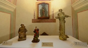 DSC_8170 L’immagine della Madonna nella ceramica