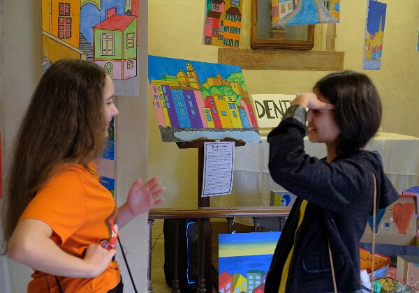 2025-05-10 Dentro e FuorI Dentro e Fuori_ scuola Media Buguggiate